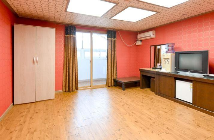 Hongcheon Resortel Zewnętrze zdjęcie